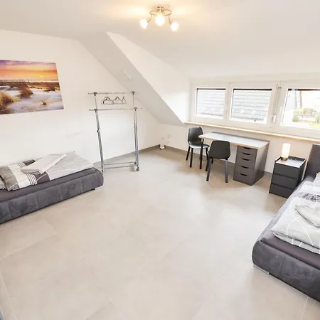 Sp-living Straubing, Hochwertig Und Modern Ausgestattete 3-zimmer-wohnung, Business, Monteurunterkunft *