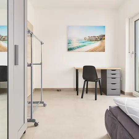 아파트 Sp-living Straubing, Hochwertig Und Modern Ausgestattete 3-zimmer-wohnung, Business, Monteurunterkunft